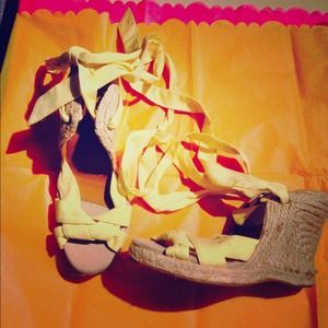 Cute strap up sandals