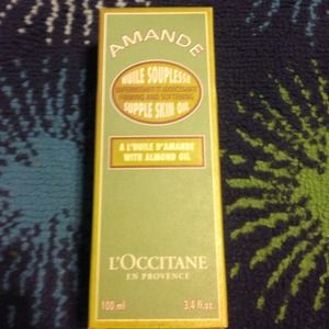 🔐RESERVED🔐L'Occitane almond oil