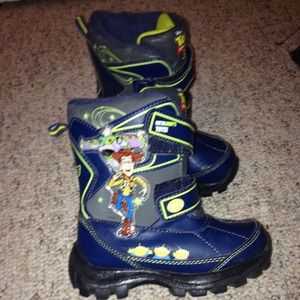 Child's snow boots