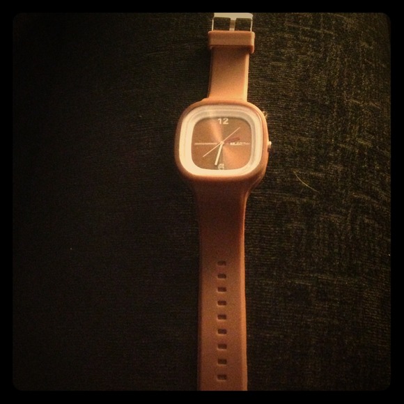 NWOT sophisticated brown jelly watch!!
