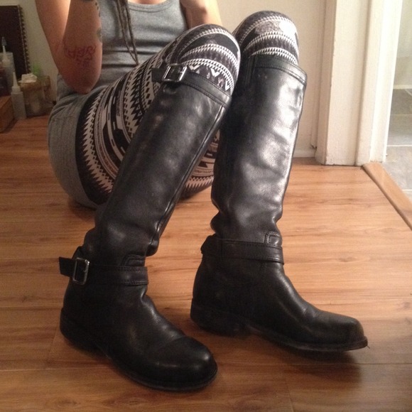 🎊🎊SOLD🎊🎊 - Picture 3 of 4