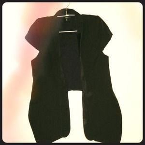 🆕🆒 LF Millau Asymmetric Cap Sleeve Vest Blazer