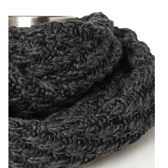 Gap infinity scarf