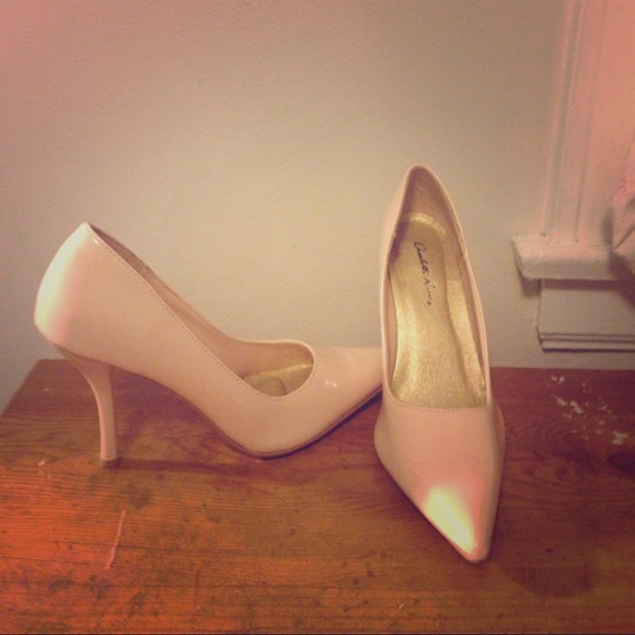 Charlotte Russe Pumps