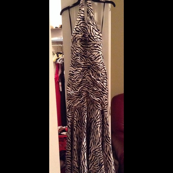 XSOLDX Long Gown