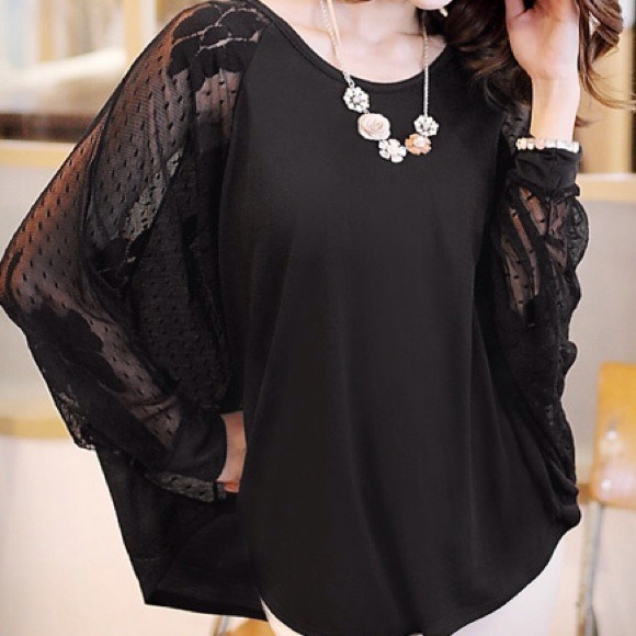 Lace see through long sleeves top.