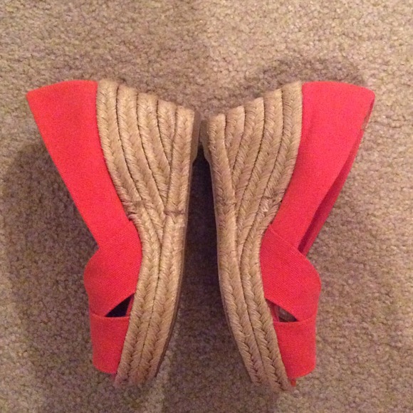 Tory Burch Filipa Sandal 601-Flame Red(code/color) - Picture 2 of 4