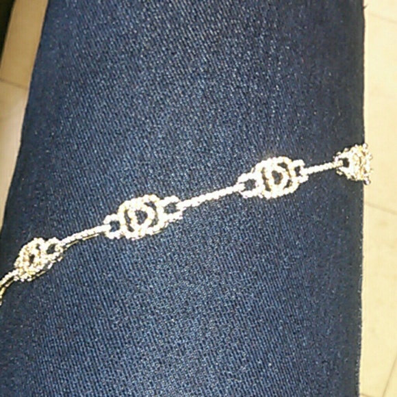 European silver fancy bracelet price negotiable!!