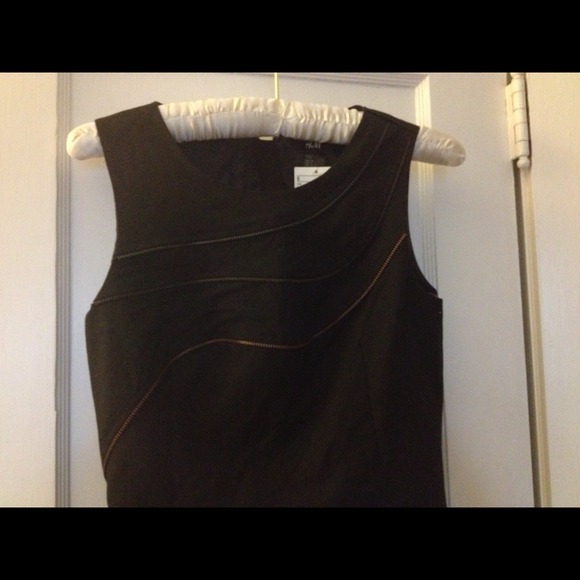 SOLD. H&M LBD with Zipper Details - Picture 2 of 2