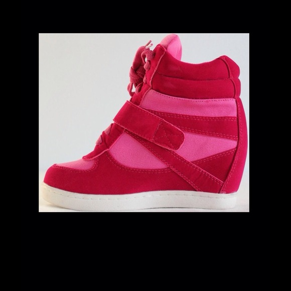 Booties! - Picture 3 of 4