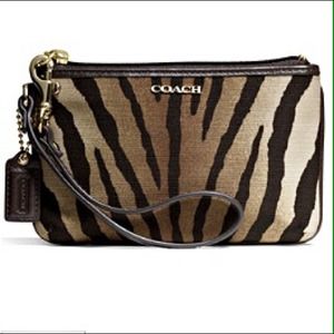 🌟Coach Madison Zebra Print Fabric Small Wristlet