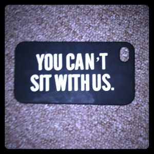 🌻Brandy melville🌻 iphone case!!📱