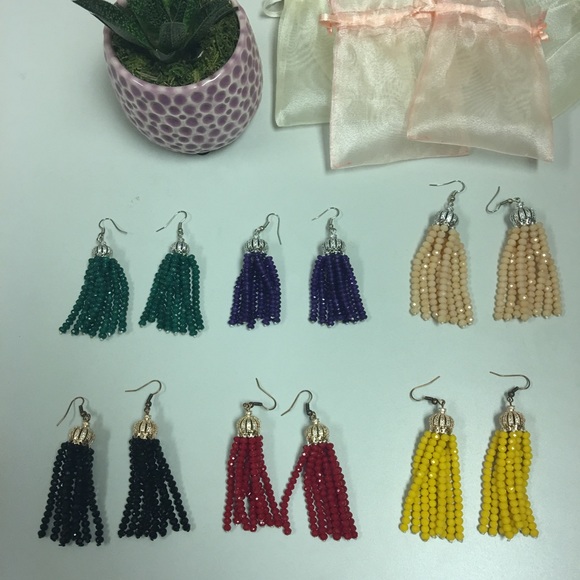 Checkout my jewelry collection. - Picture 7 of 8