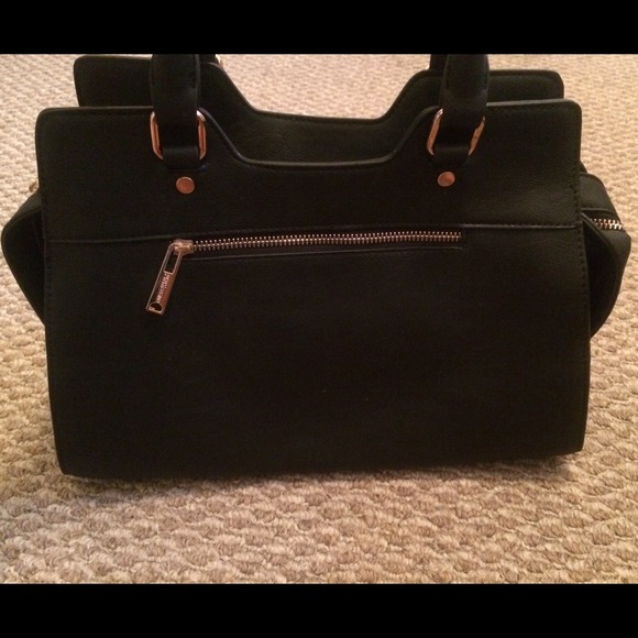 Black Box Handbag - Picture 4 of 4
