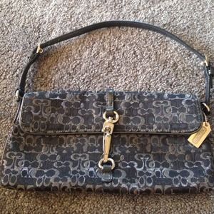 Coach 💯 authentic