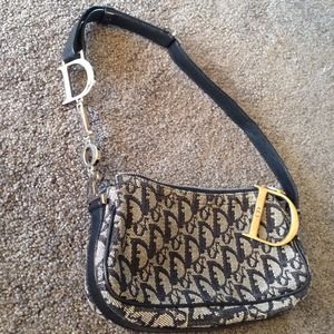 Christian Dior 💯 authentic