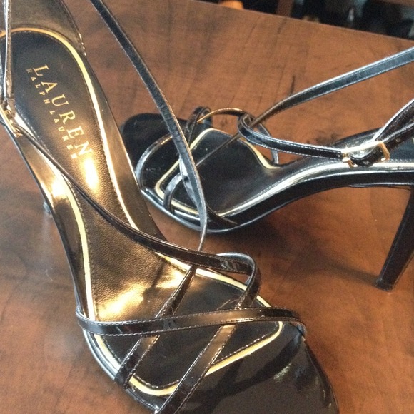 Ralph Lauren heels - Picture 2 of 4