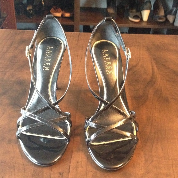 Ralph Lauren heels - Picture 3 of 4