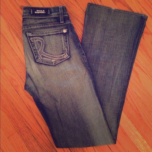⚡️Rock & Republic boot cut jeans⚡️