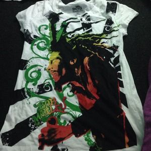 Bob Marley t-shirt