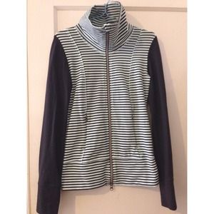 Lululemon Track Jacket ⚡️DISCOUNTED⚡️Like New