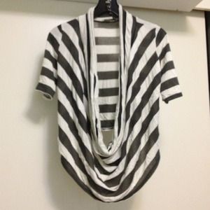 ❌SOLD IN BUNDLE❌White and green stripe long drape