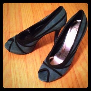 Jessica Simpson peep-toe pumps