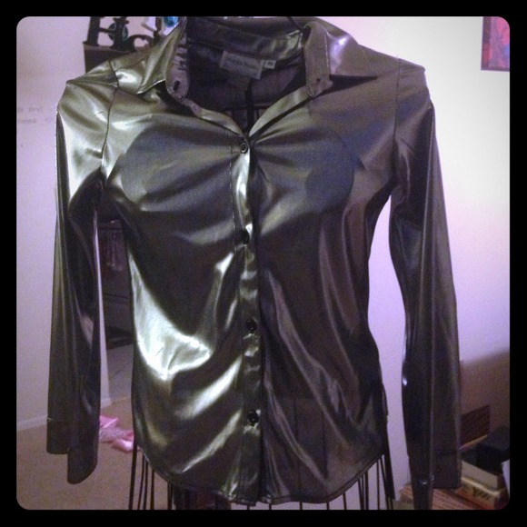 Metallic button down - Picture 1 of 4