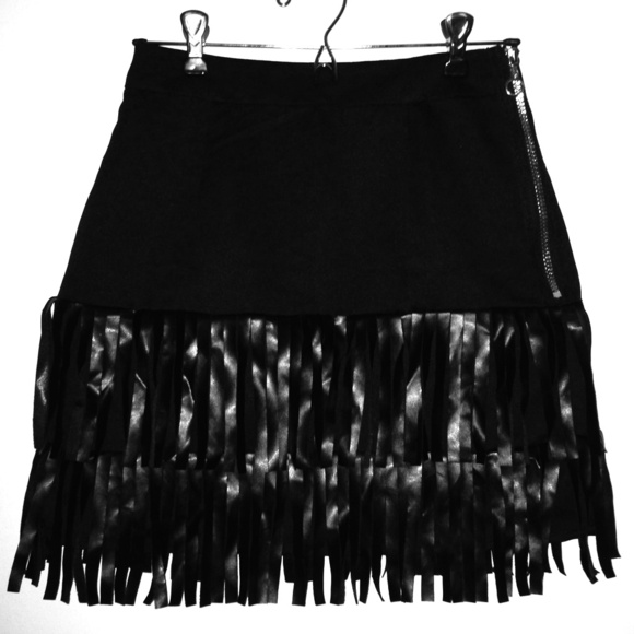Black Fringe Party Mini Skirt Exposed Zip S