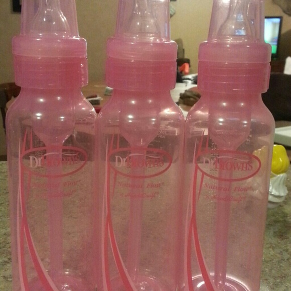 Reserved 3 doctor Brown's pink bottles