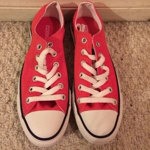 Hot pink converse