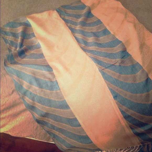 Pashmina scarf