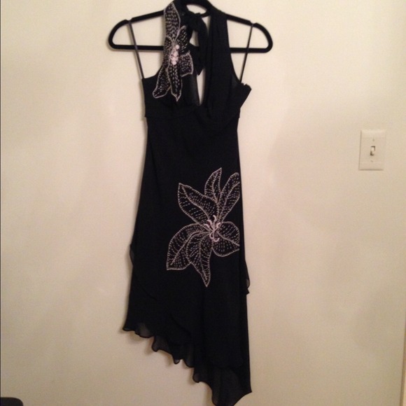 ❤️BCBG silk halter dress❤️