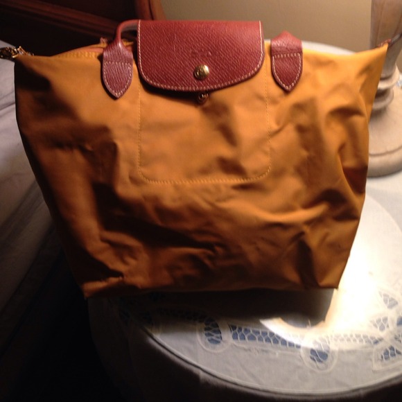 Additional photos of Longchamp
