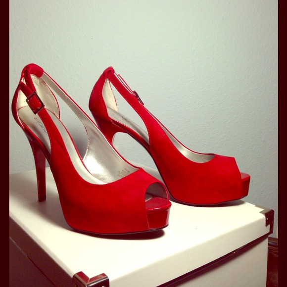 Brand new red suede platform heels NWOT