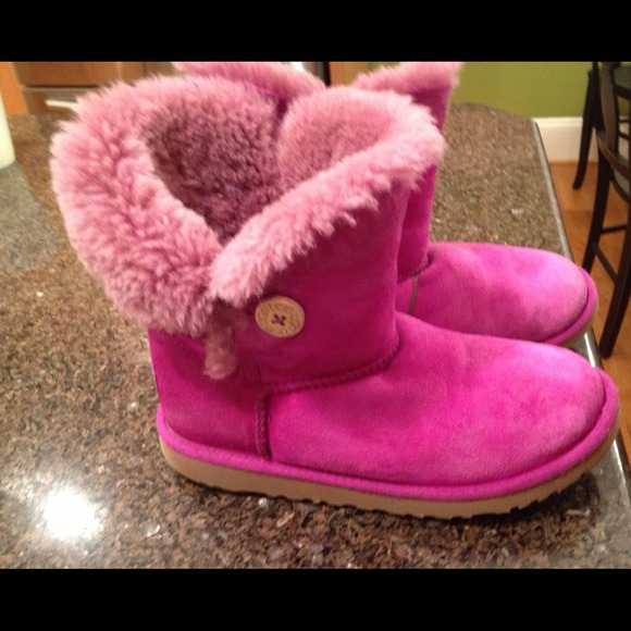 Uggs FOR omgitsamy trade