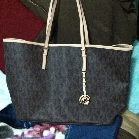 Authentic Michael kors tote