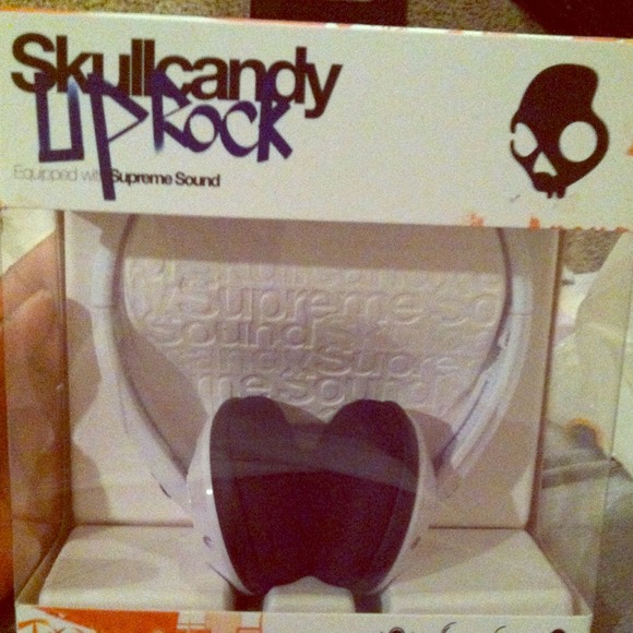 Skull Candy Headphones (New)