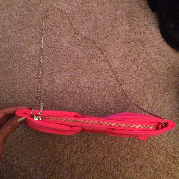 Pink purse😍👛🎀 - Picture 2 of 3