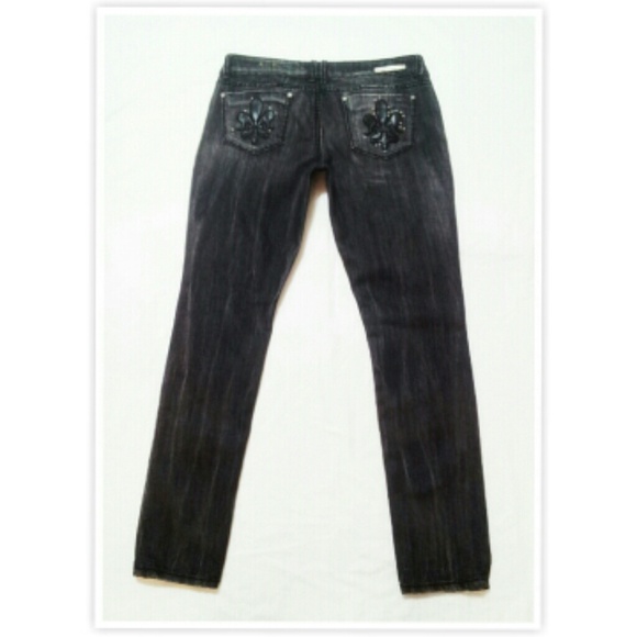 SWAPPED ON VINTED Almost Famous Black Skinny Jeans - Picture 2 of 4