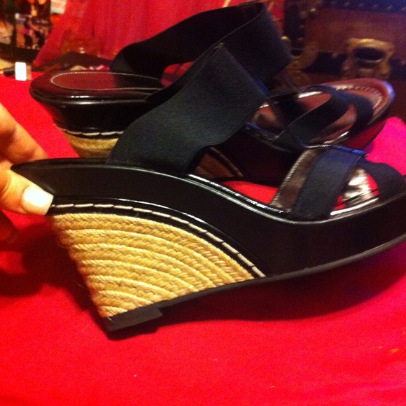 Shoes wedges