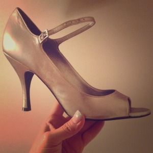Gianni Bini Pewter Peep Toe Pumps