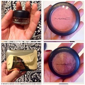 🚫SOLD!! 🚫MAC makeup bundle💕