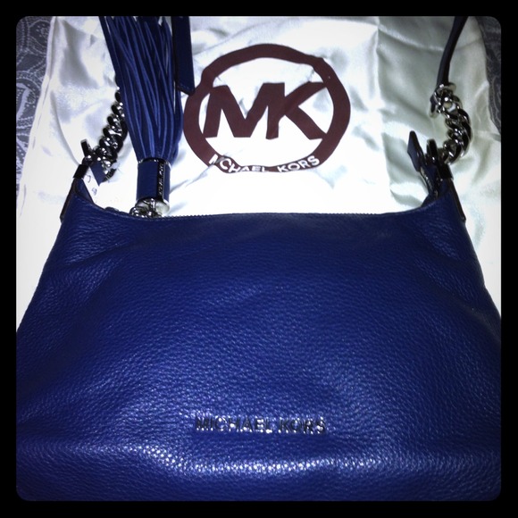 🚫SOLD🚫Michael Kors Navy Blue Leather Purse