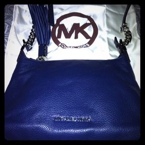 🚫SOLD🚫Michael Kors Navy Blue Leather Purse