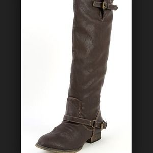 Dark brown outlaw boots