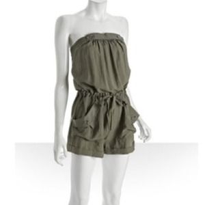 💚BCBG strapless romper💚