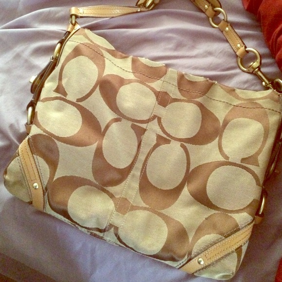 Authentic coach purse