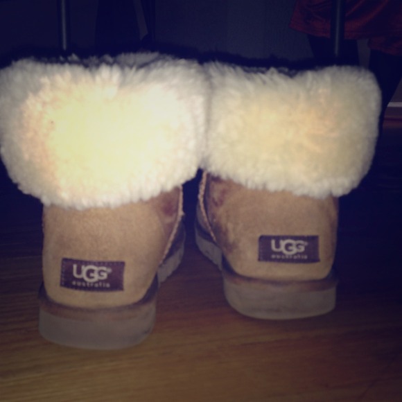 Authentic uggs brown