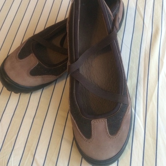 Lands End shoes